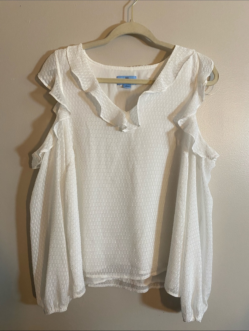 CeCe White Ruffled Cold-Shoulder Long Sleeve Blouse Large
